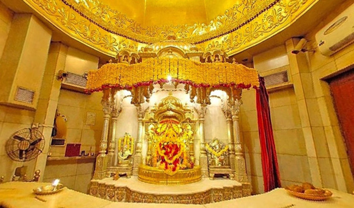 Delhi के श्रद्धालु ने सिद्धिविनायक मंदिर में दान किया इतना सोना, कीमत सुनकर उड़ जाएंगे होश