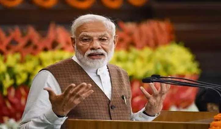 PM Modi की काशी के नेताओं को सलाह- ‘खर्च से बचें, मास्क की जगह गमछे से ढकें मुंह’