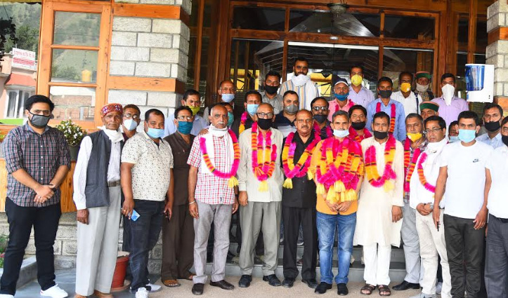 प्रताप ठाकुर को सौंपी Kullu Valley  वन निगम मेट संघ की कमान