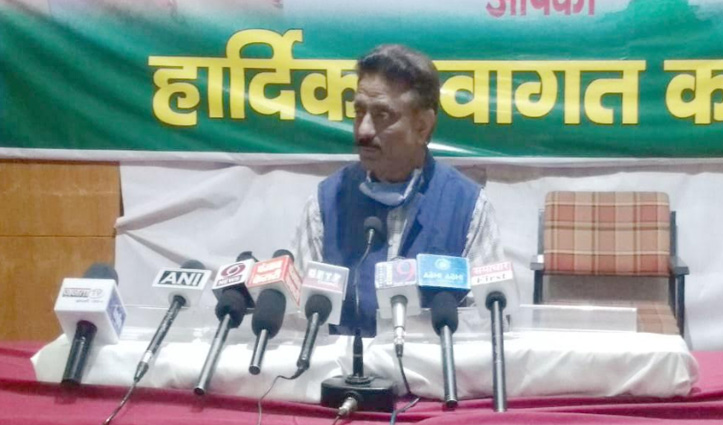 Rathore का वार- मजबूती से पक्ष नहीं रख पाई जयराम सरकार, केंद्र के दबाव में खोली सीमाएं