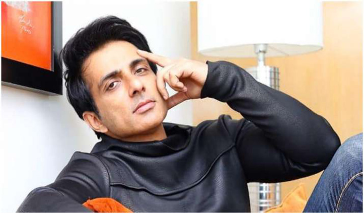 इस बच्चे ने Sonu Sood से मांगा महंगा फोन तो मिला ऐसा जवाब, सभी बच्चों को दी सही सीख