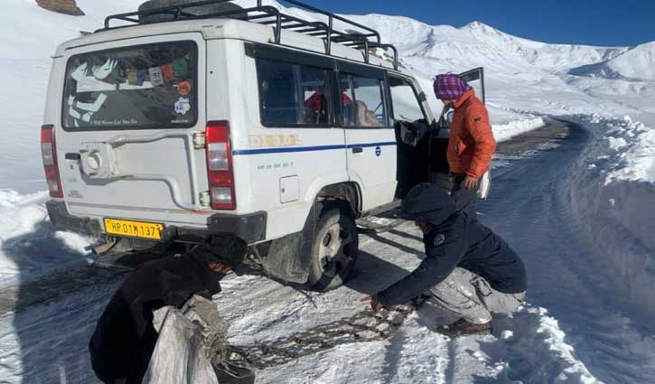 हिमाचलः दारचा से आगे नहीं जा पाएंगे सिविल वाहन, लाहुल- स्पीति प्रशासन ने जारी की एडवाइजरी