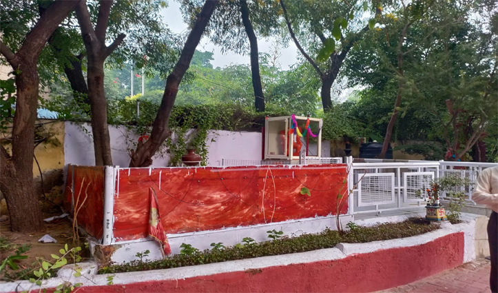 हिमाचल सदन दिल्ली स्थित मंदिर की छत अनाधिकृत, हटाया गया