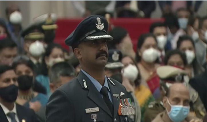 ग्रुप कैप्टन अभिनंदन को मिला वीर चक्र, पाकिस्तान के F-16 को मार गिराया था