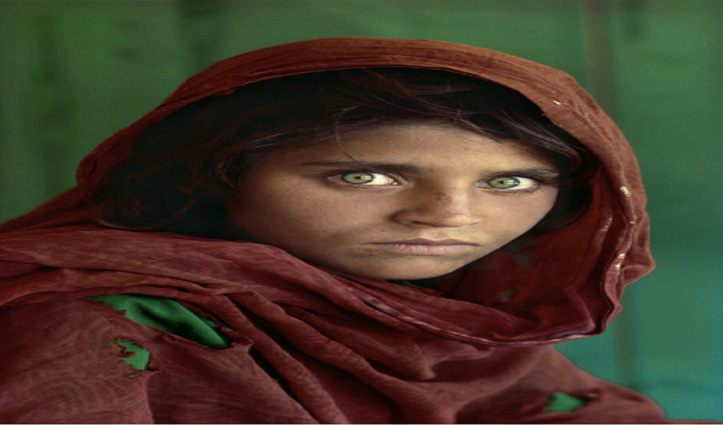 2014 के बाद एक बार फिर दुनिया के सामने आई हरी आंखों वाली लड़की, जानें पूरी कहानी