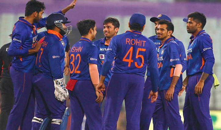 वेस्टइंडीज के खिलाफ टीम इंडिया की लगातार चौथी टी-20 सीरीज जीती, दूसरे टी-20 मैच में 8 रन से हराया