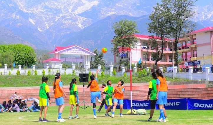 सेंट्रल यूनिवर्सिटी हिमाचल की टीम का विजयी अभियान जारी, उस्मानिया विश्वविद्यालय हैदराबाद को 20-11 से हराया