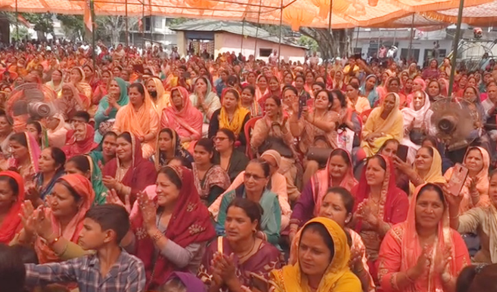 हिमाचल: बढ़ती महंगाई के खिलाफ सुजानपुर में गरजी महिला कांग्रेस, निकाली आक्रोश रैली