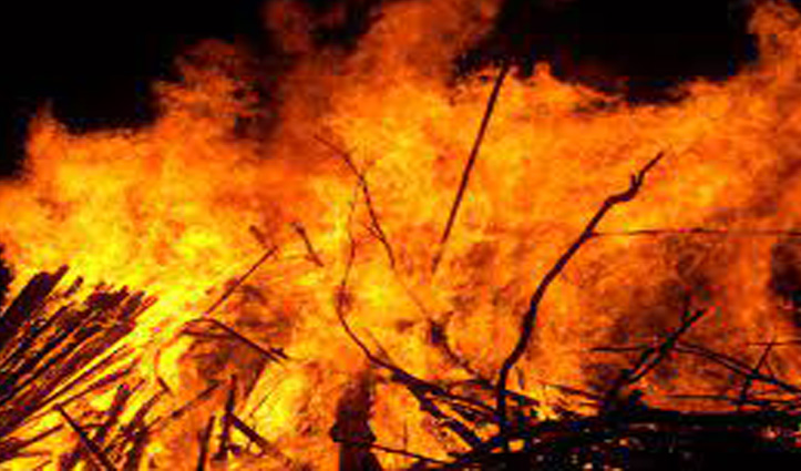 ऊना में आग ने फूंक डाले 18 मजदूरों के आशियाने, बिजली की तारें भी आई चपेट में