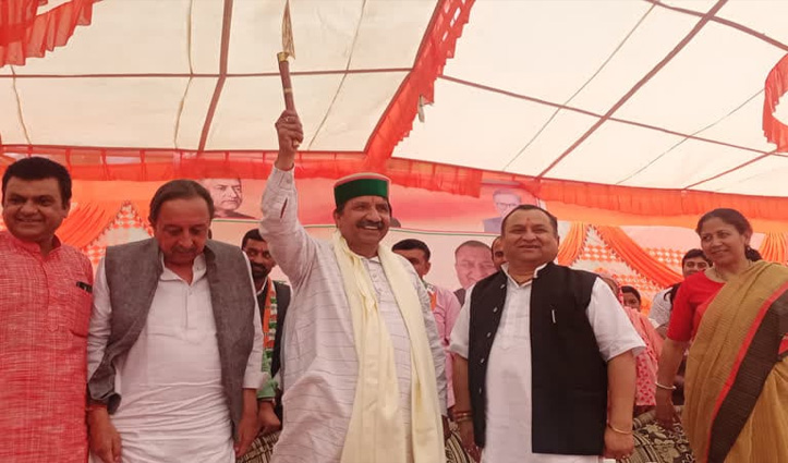 मुकेश का तंज: सीएम जयराम सुबह से शाम तक कर रहे कोरी घोषणाएं, 3 माह में कैसे होंगी पूरी