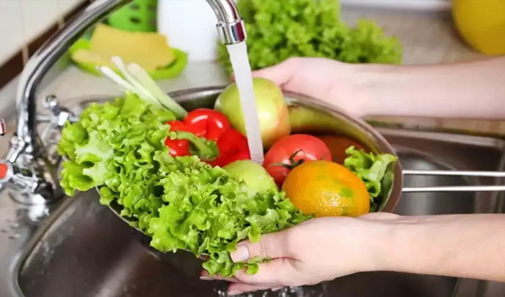 फलों व सब्जियों को धोने का ये है सही तरीका, बनी रहेगी न्‍यूट्रिशियन वेल्‍यू