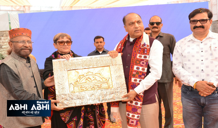 traditional-arts-and-crafts-center-dev-lok-inaugurated-near-manali