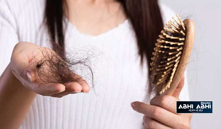 टीनएज में बाल झड़ने के क्या है कारण, कैसे रोकें बालों का टूटना, पढ़े यहां