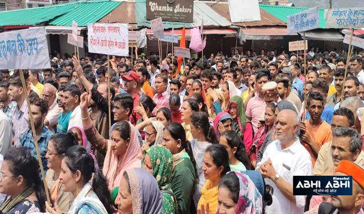 मनोहर हत्याकांड के विरोध में प्रदर्शनः डीसी ने सांझा की जांच की डिटेल, चौहड़ा डैम में रोके सवर्ण समाज के कार्यकर्ता
