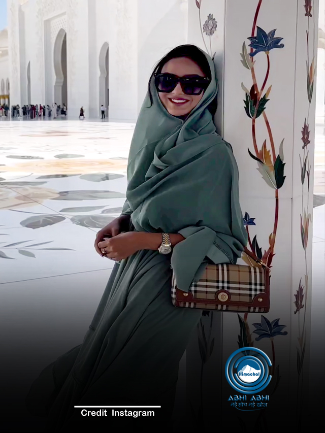 बुरका पहनकर मस्जिद पहुंचीं टीवी एक्ट्रेस जैस्मिन भसीन