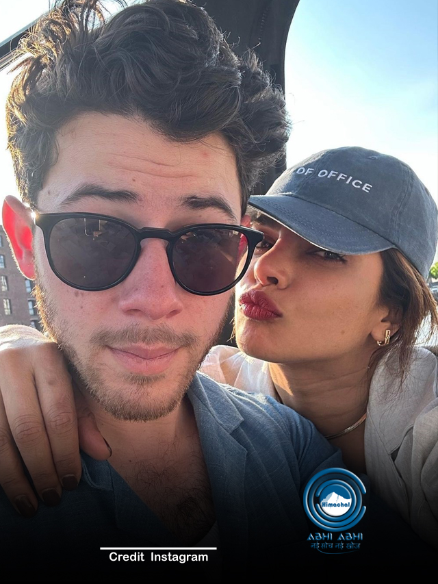 ऐक्ट्रेस प्रियंका चोपड़ा ने शेयर की फैमिली वेकेशन की तस्वीरें