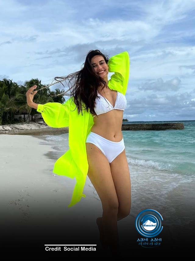 टीवी एक्ट्रेस सुरभि ज्योति का बोल्ड अवतार