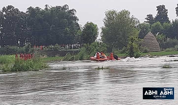 55-people-rescued-from-beas
