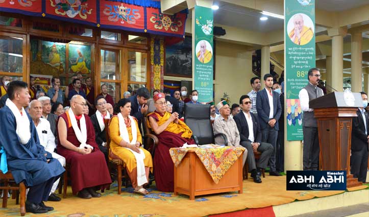 CM Greets His Holiness Dalai Lama ji