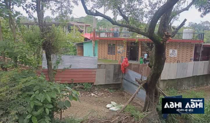 हिमाचल: सीएम के गृह जिले में 15 दिन से नजरबंद है परिवार