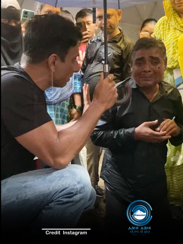 सोनू सूद तेज बारिश में निकले घर से बाहर लोगों की मदद की, फैन्स बोले, विलेन हो तो ऐसा