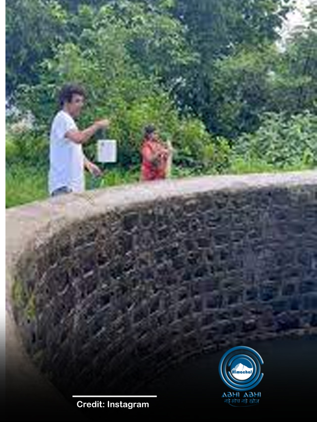 सुनील ग्रोवर बाल्टी से कुएं में भरते दिखते पानी, कॉमेडियन का मजेदार वीडियो सोशल मीडिया पर वायरल