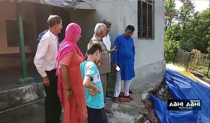 हरिपुर की इस पंचायत के पीड़ित परिवार की पुकार सुनिए सरकार; देखें वीडियो