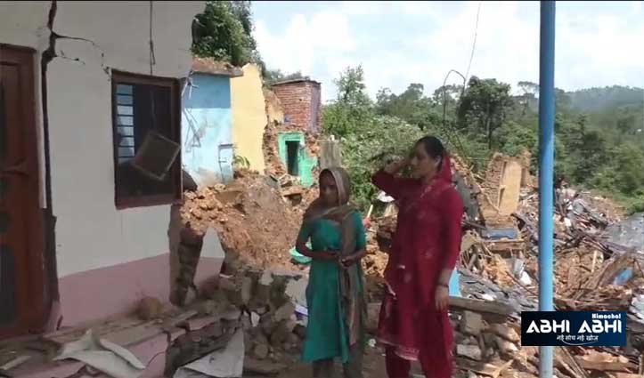 village-in-dharamshala-becomes-joshimath-after-cracks-in-homaes-and-landslide