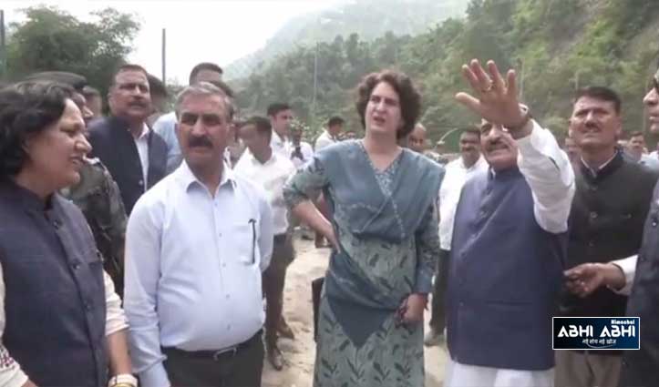 Priyanka-Gandhi-In-Himachal