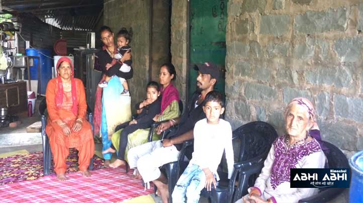family living in cowshed Mandi