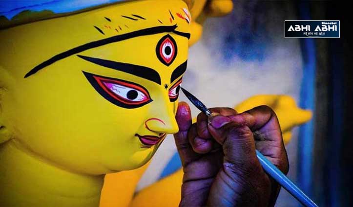 आखिर वेश्या के आंगन की मिट्टी से क्यों बनती है मां दुर्गा की मूर्ति, जानें