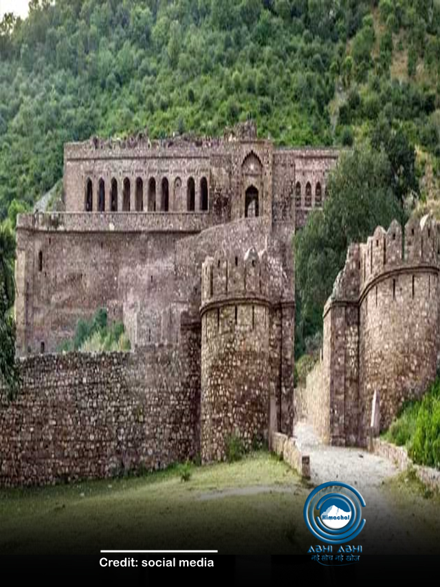 भारत की 7 अनोखी जगहें, जिनके रहस्य जानने में साइंस भी हारा