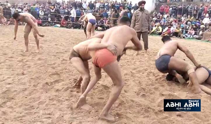 Polio affected wrestlers bheem fought bravely with other wrestlers in local wrestling tournament in bilaspur