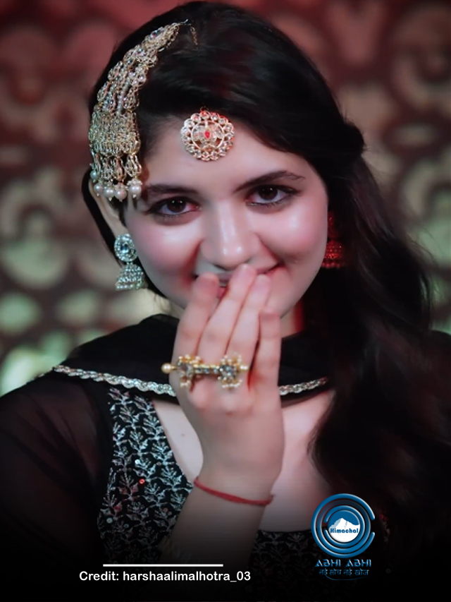बजरंगी भाईजान की मुन्नी  के वीडियो ने फैंस के दिलों पर चलाई छुरियां,बोले-चांद दिख गया
