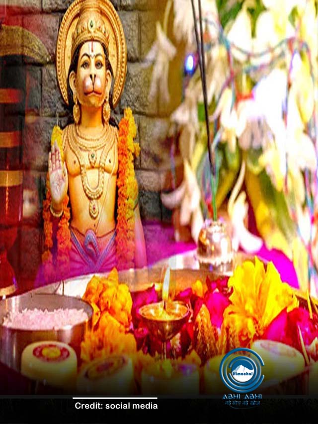 हनुमान चालीसा का पाठ करने से दूर होगी सारी परेशानी