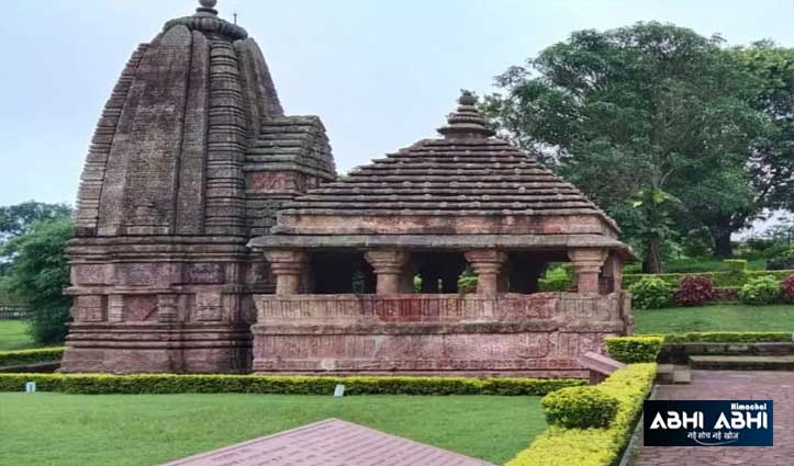 भगवान शिव का ऐसा अनोखा मंदिर जहां भक्त दूध के साथ चढ़ाते हैं झाड़ू