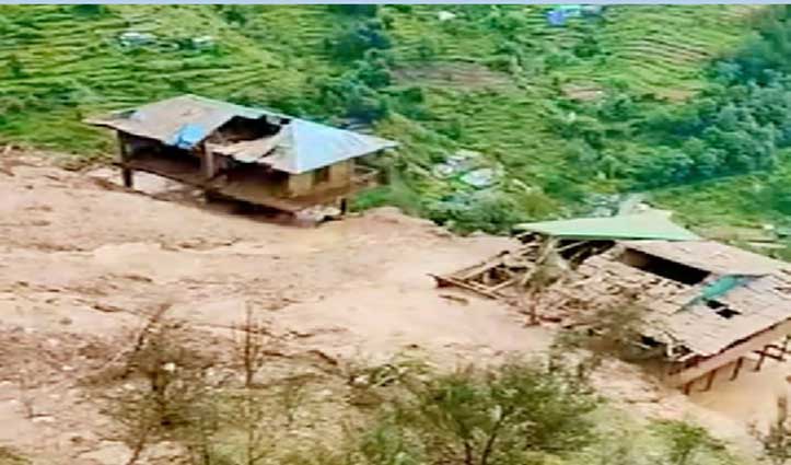 आनी में बारिश से तबाहीः मलबे में दबी दो महिलाएं, एक शव बरामद, मकान तहस-नहस