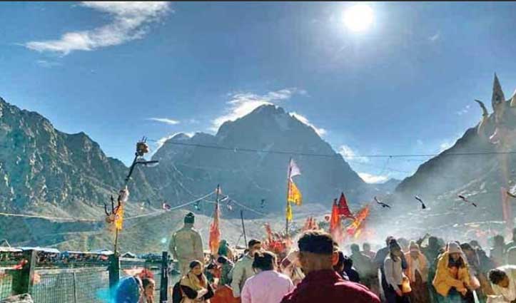 Mani Mahesh Yatra पर निकले तीन युवाओ की मौ#त, Oxygen की कमी ने ली जा#न