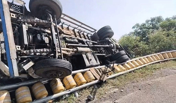 कांगड़ा में बड़ा हादसा, पंजाब के श्रद्धालुओं से भरा ट्रक पलटा, दो की गई जा#न