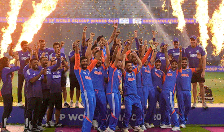 Asia Cup 2025: प्रेजेंटेशन सेरेमनी को लेकर विवाद- टीम इंडिया ने बिना ट्रॉफी उठाए मनाया जश्न, 4 खिलाड़ियों ने लिए अपने अवॉर्ड