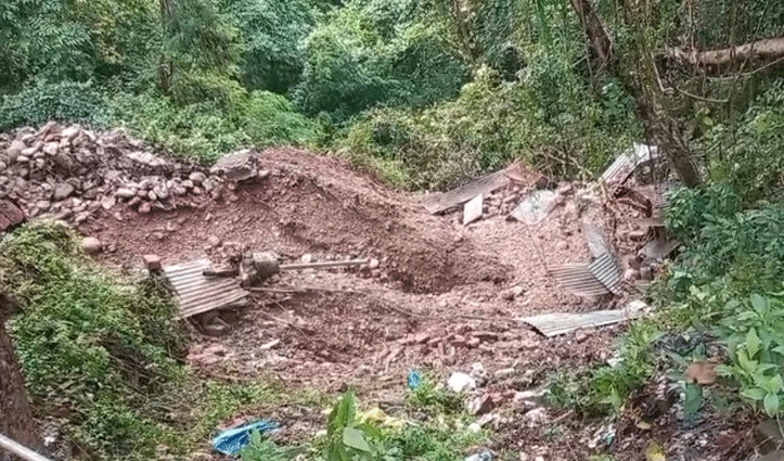 जवाली अस्पताल के पास भूस्खलन, प्रवासी परिवार मलबे में दबा, चार लोग घायल