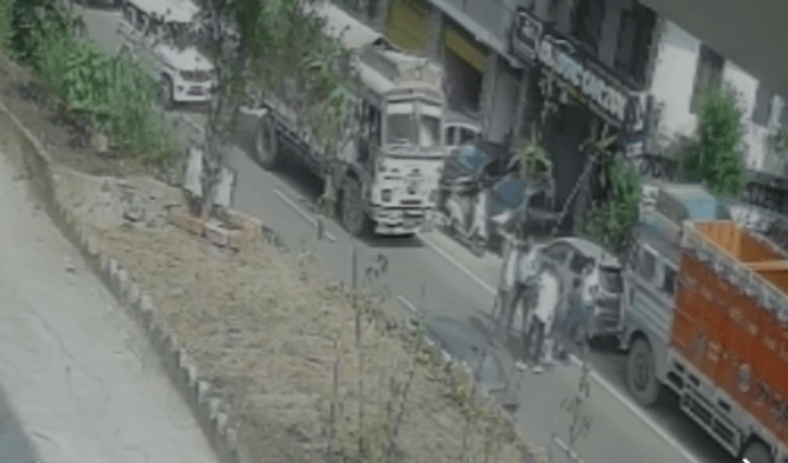 हमीरपुर में ट्राले की चपेट में आई 5 साल की मासूम, जिंदगी और मौत से लड़ रही जंग, वीडियो आया सामने