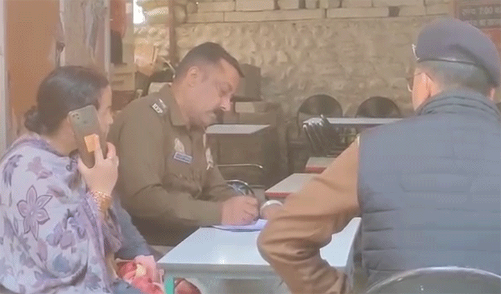 पूर्व सीएम धूमल के ड्राइवर रहे शांति स्वरूप ने गोली मारकर की खुद#कुशी, पुलिस मौके पर