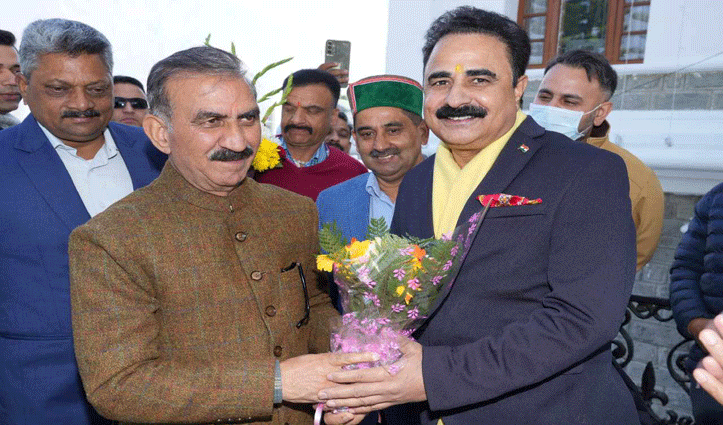 Nehru की किताब को लेकर चर्चा में चल रहे, Dr Rajesh Sharma ने विस में CM Sukhu का किया स्वागत-Video