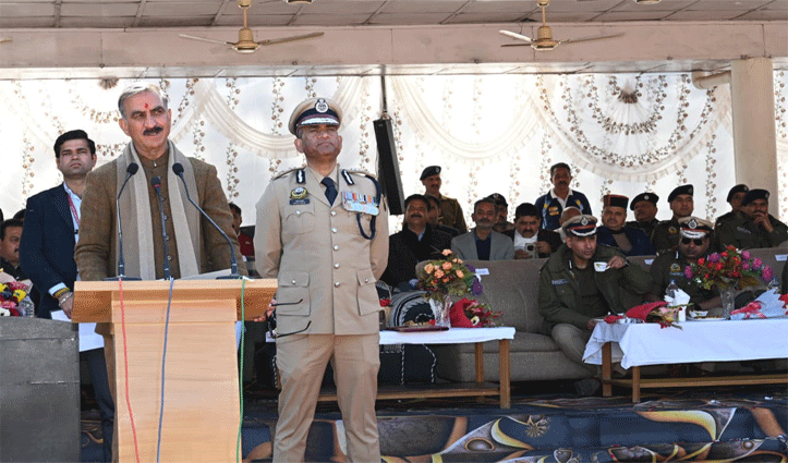 अगले दो महीनों में पुलिस कांस्टेबल के 800 पदों पर भर्ती होगी , सीएम ने 1253 को प्रदान किये नियुक्ति पत्र