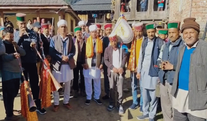 शिवरात्रि महोत्सव के लिए देवलुओं के साथ रवाना हुए देव कमरुनाग, 14 को पहुंचेगे मंडी