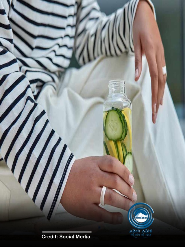 डिटॉक्स वॉटर पीने से शरीर में आते हैं कई बदलाव