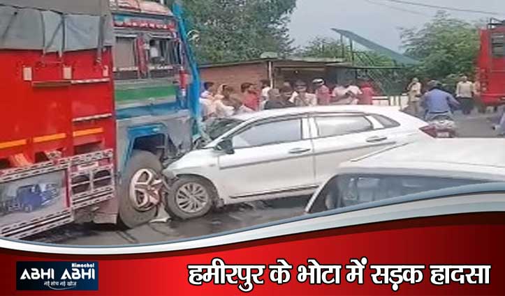 हमीरपुर में दर्दनाक हादसा: टैक्सी-ट्रक की भीषण भिड़ंत में राजस्थान के एक्सपर्ट डॉक्टर की मौ#त